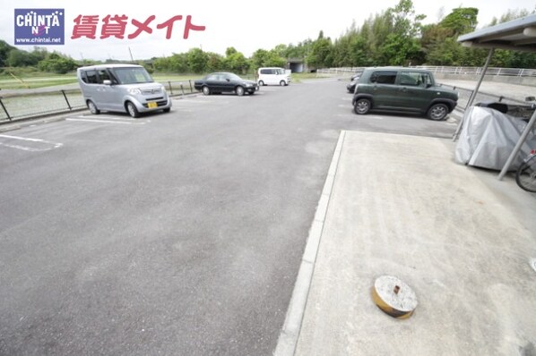 鈴鹿サーキット稲生駅 徒歩10分 1階の物件外観写真